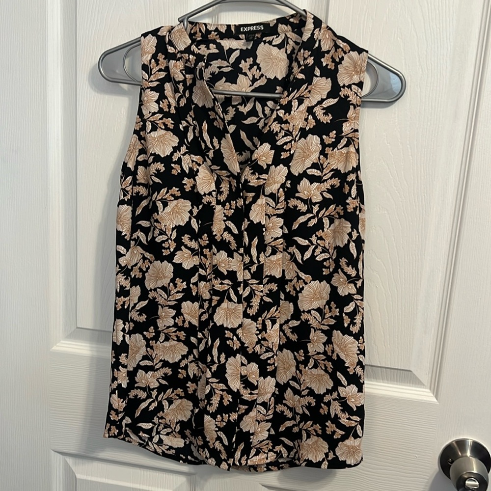 Floral Sleeveless Button Up Blouse, XS